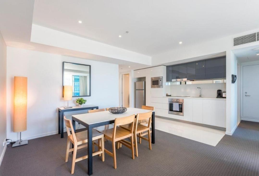 H-Residences Private Apartments - Hosted By Coastal Letting Gold Coast Dış mekan fotoğraf